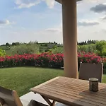 Πανσιόν Poggio 3*